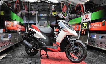 The Piaggio Group Enters the Indian Scooter Market with Aprilia Brand