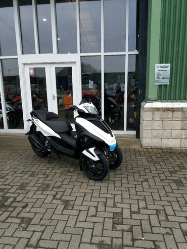 New Piaggio MP3 Yourban 300cc Sport Euro 4