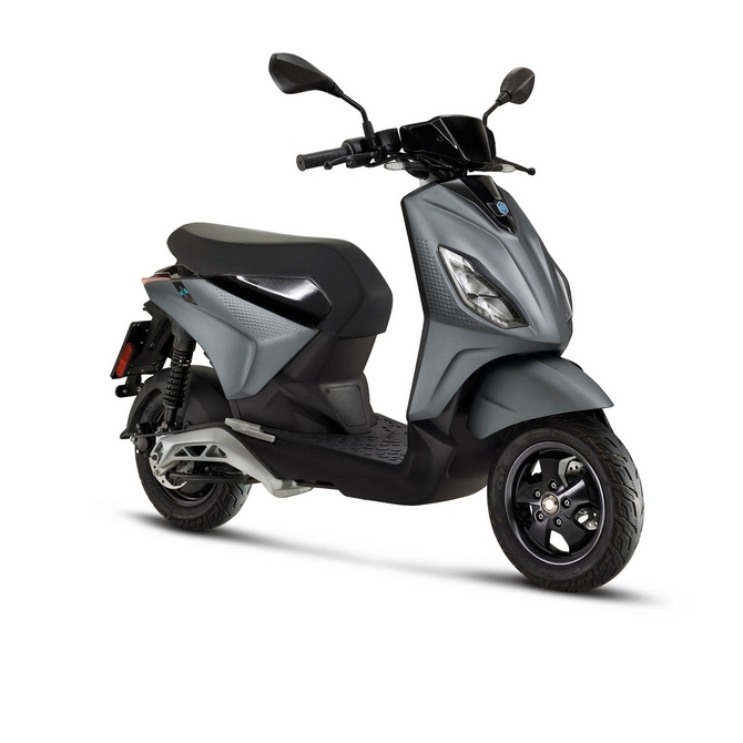 Special Offer Piaggio 1 Active Electric Scooter - Grey - Only one available